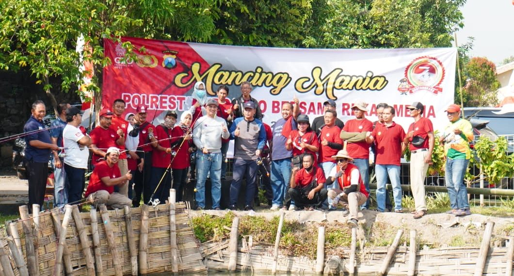 HUT Bhayangkara ke 76, Kapolresta Sidoarjo Ajak Wartawan Lomba Mancing Mania