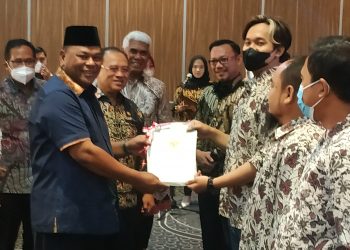 Anggota DPR RI Rahmat Muhajirin Ajak Kades Masifkan Sosialisasi PTSL ke Warga