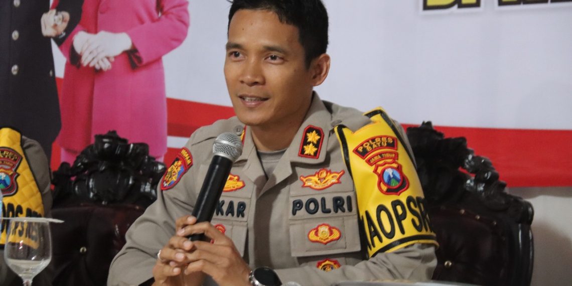 Kapolres Batu Sidak Polsek Jajaran