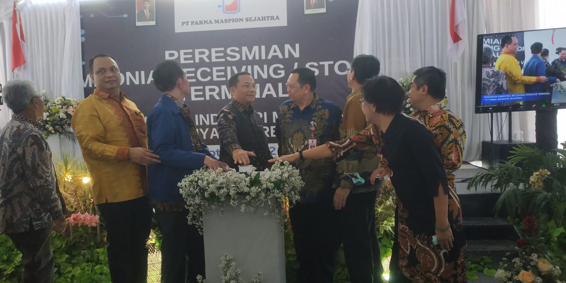 Menko Investasi Luhut Panjaitan Resmikan Gresik Ammonia Receiving PT Parna Maspion