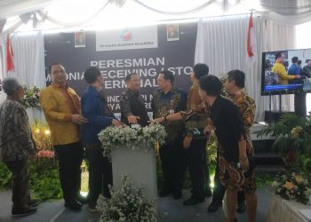 Menko Investasi Luhut Panjaitan Resmikan Gresik Ammonia Receiving PT Parna Maspion