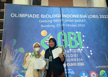 Pradita Siswi SMAMDA Sidoarjo Sabet Medali Silver Olimpiade Biologi Indonesia