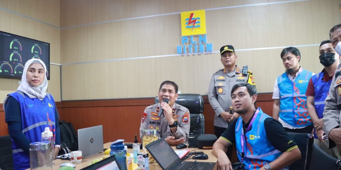 Wakapolda Jatim Cek Keamanan Pasokan Listrik KTT G20 di PLN Taman