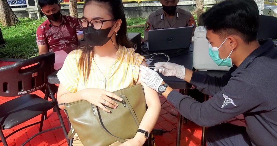 Polresta Sidoarjo Masifkan Vaksinasi Booster di Wilayah Polsek