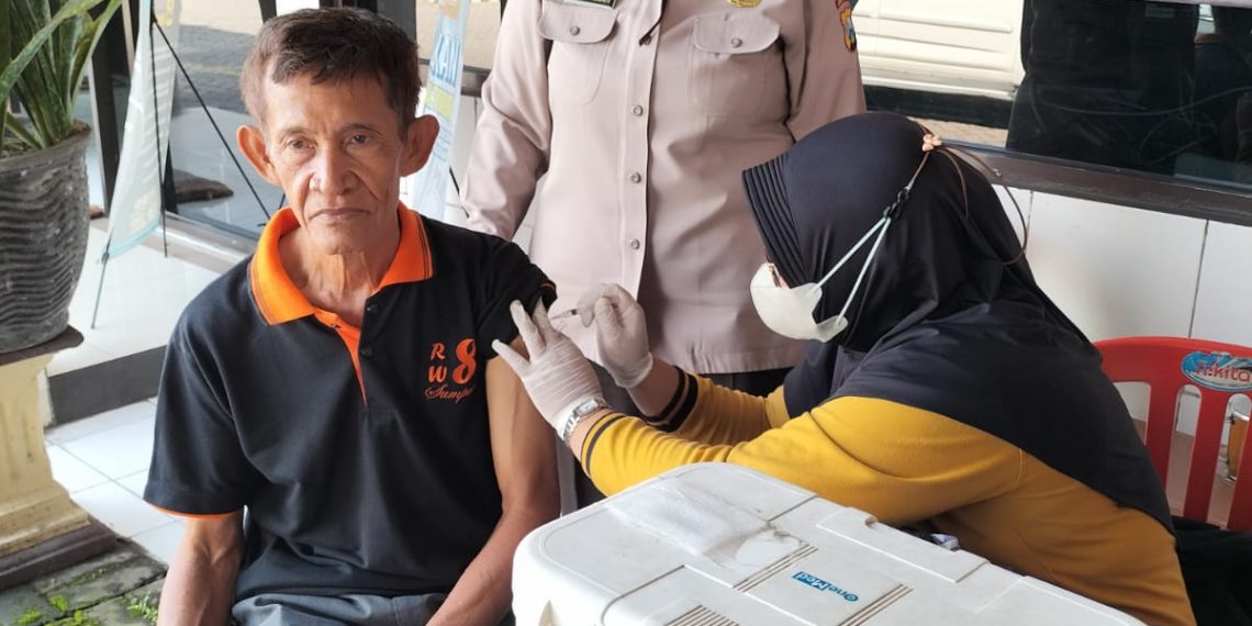 Polresta SIdoarjo Masifkan Vaksinasi Covid-19 Jelang Nataru