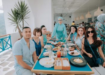 Usung Arsitektur Yunani, Resto Calli Mera jadi Jujukan Keluarga