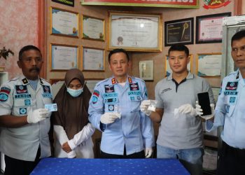 Demi Pesta Tahun Baru, Istri Pasok Pil Gedek ke Suami di Rutan