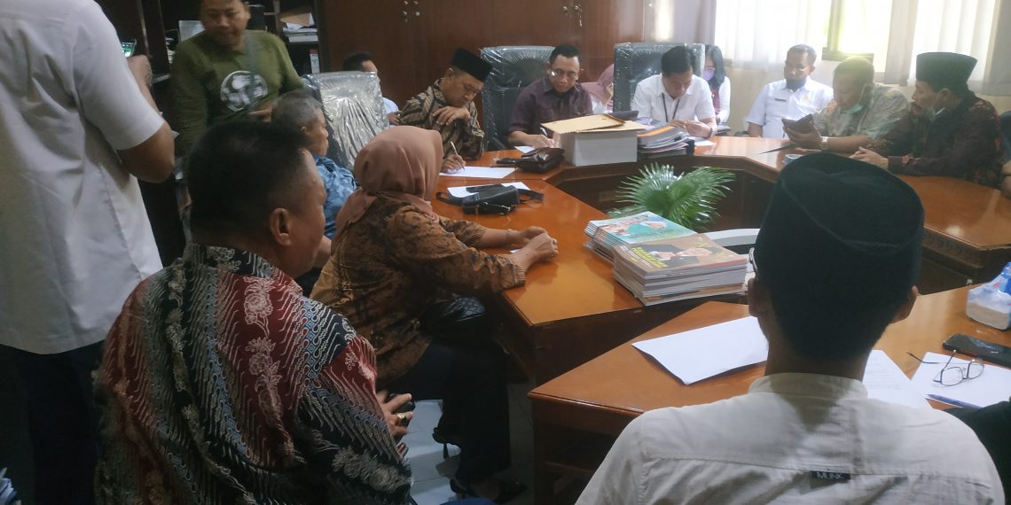 Minta Usahanya Dibuka Lagi, Pedagang Pemotongan Unggas Ngadu ke DPRD Sidoarjo