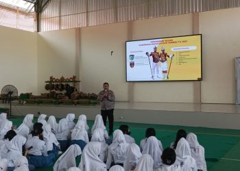 Bag SDM Polresta Sidoarjo Sosialisasikan Penerimaan Anggota Polri ke Sekolah
