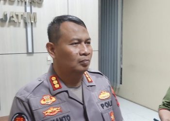 Diduga Jual Istri ke Sesama Polisi,  Aiptu AR Diamankan Propam Polda Jatim