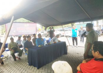 Serap Keluhan Pedagang, Kapolresta Sidoarjo Gelar Jumat Curhat di Pasar Porong