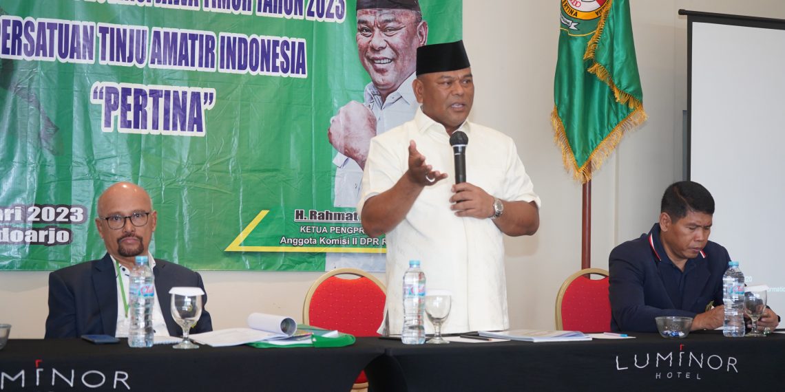 Terpilih Aklamasi Ketua Umum Pertina Jatim, Rahmat Muhajirin Siap Masyarakatkan Tinju