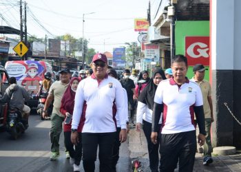 Olahraga Bersama Polresta Sidoarjo Plus Bakti Kesehatan