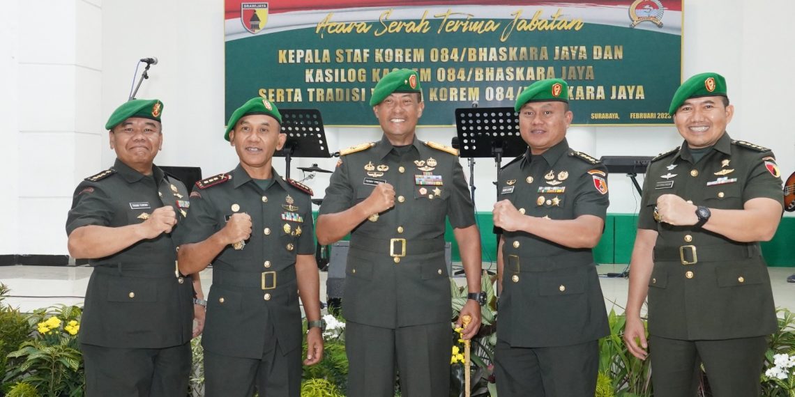 Danrem 084/BJ Pimpin Serah Terima Jabatan Kasrem dan Kasilog