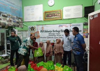Jelang Lebaran, PWI Sidoarjo Santuni Puluhan Anak Yatim