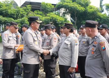 Kapolresta Sidoarjo Cek Kesiapan Personel BKO Pam Pilkades Bangkalan