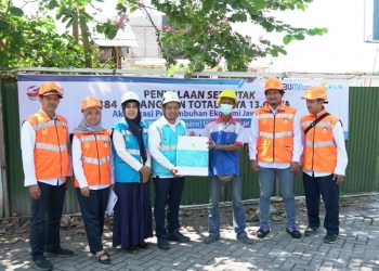 Penyalaan Serentak Pelanggan PLN UP3 Surabaya Utara Guna Mendukung Akselerasi Pertumbuhan Ekonomi Jawa Timur