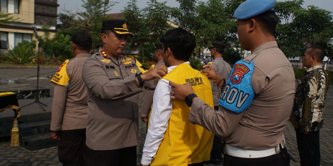 Bentuk Polisi RW dan Kasat Kamling di Sidoarjo