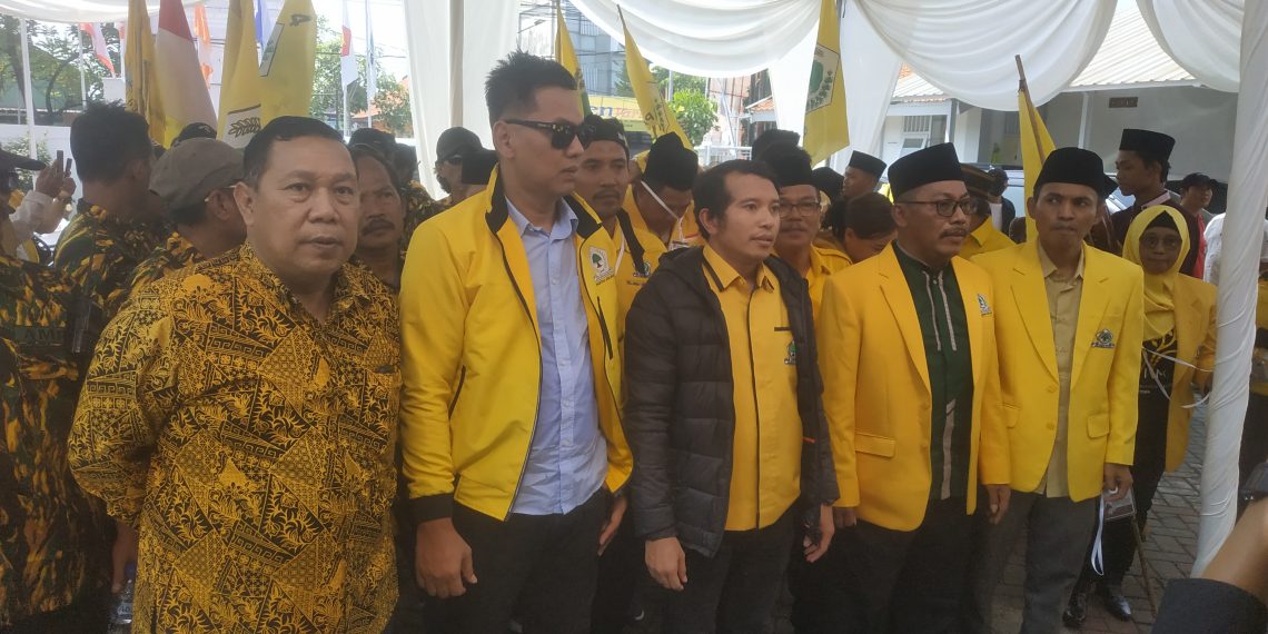 Target 10 Kursi DPRD, Partai Golkar Daftarkan Bacaleg ke KPU Sidoarjo