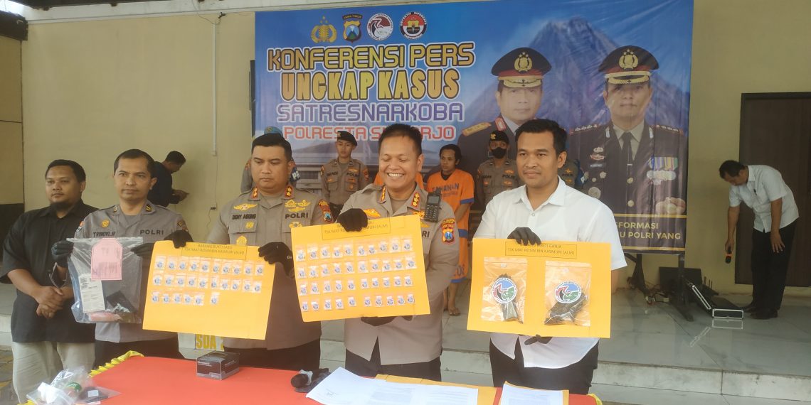 Dua Buruh Pabrik Edarkan Narkoba, Digerebek saat Pesta Sabu