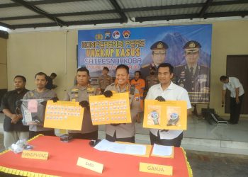 Dua Buruh Pabrik Edarkan Narkoba, Digerebek saat Pesta Sabu