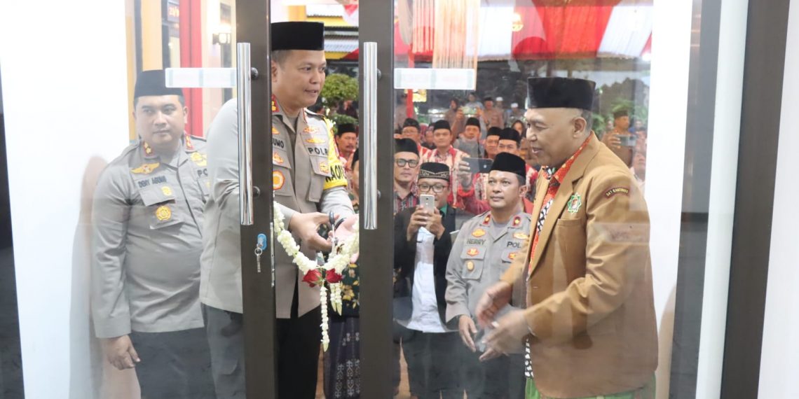 Tunjang Pelayanan Masyarakat, Resmikan Masjid Al Wahyu Polsek Buduran