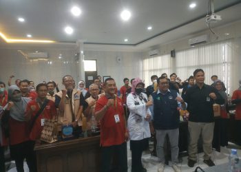 Gandeng Poltekkes Surabaya dan IKATEMI, Dinkes Sidoarjo Edukasi Kader Puskesmas Rawat Alat Medis