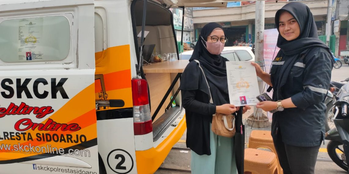 Permudah Pemohon SKCK, Polresta Sidoarjo Hadirkan Mobil Layanan Keliling Online