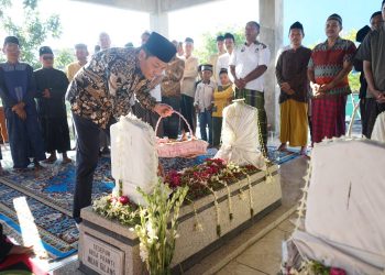 Wabup Subandi Apresiasi Pembangunan Cungkup Sesepuh Desa Pranti