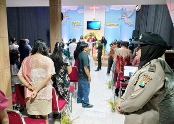 Polisi Sidoarjo Berikan Rasa Aman dan Nyaman Jemaat Gereja