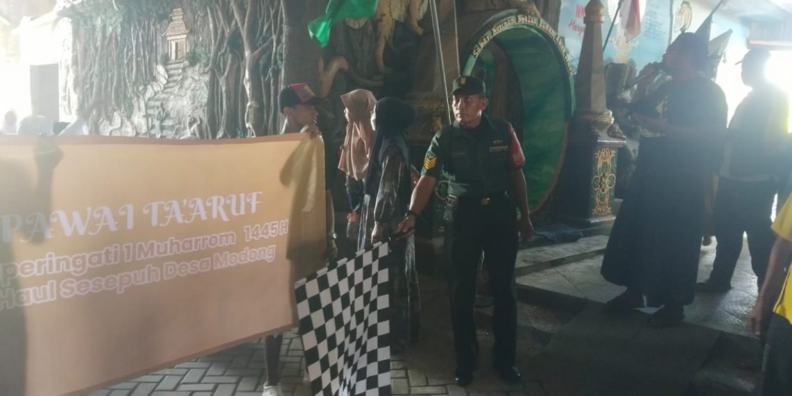 Ponpes Padepokan Utek Leso Modong Tulangan Gelar Pawai Ta’ aruf 1 Muharram 1445 H dan Haul KH Sahlan Tholib