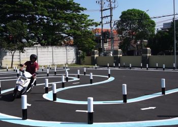 Satlantas Polresta Sidoarjo Mulai Terapkan Lintasan Baru Uji Praktik SIM C Tanpa Angka 8