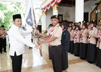 Wabup Subandi Lepas Kontingen Pramuka Sidoarjo ke Raimuna Nasional XII