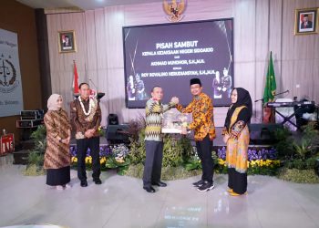 Bupati Gus Muhdlor Sambut Kajari Baru Sidoarjo Roy Revalino Herudiansyah