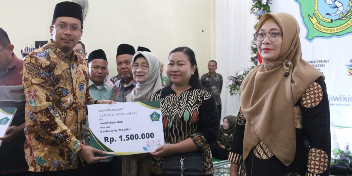 1.015 Kader Kesehatan dan 22 Nakes di Kecamatan Taman Terima Insentif