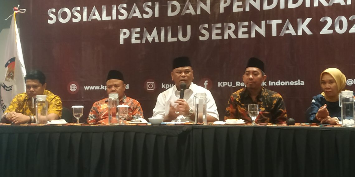 Sosialisasi Pendidikan Pemilih, Rahmat Muhajirin dan KPU Ajak Masyarakat Ramaikan Coblosan Pemilu 2024
