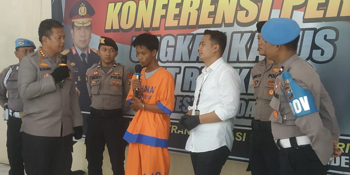 Pamer Sajam Hendak Tawuran di Medsos, Tiga Remaja Dibekuk Polresta Sidoarjo