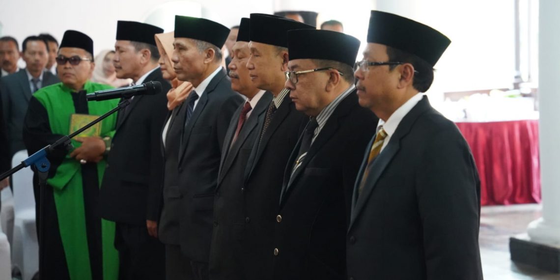 Mutasi 7 Pejabat Pemkab Sidoarjo, Kadis Kominfo dan Kadis Perikanan Terisi