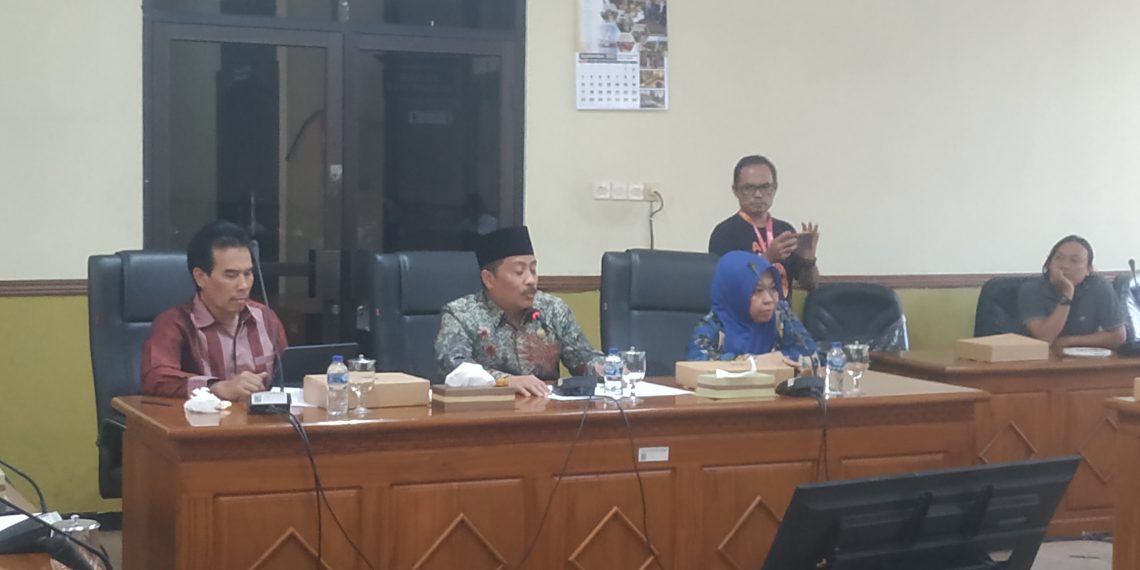 Masuk Ranah Hukum, Komisi A Lepas Tangan Urusi Kasus PT Bernofarm dengan Warga Tebel