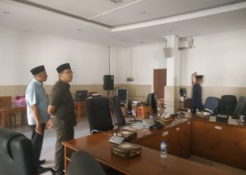 Sidak Rumdin Pimpinan DPRD, Bupati Gus Muhdlor Kaget Kondisinya Seperti Gudang