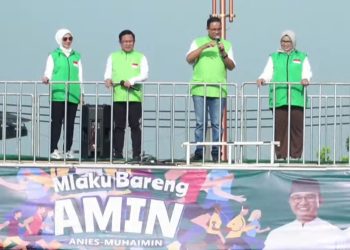 Ribuan Massa Ikuti Mlaku Bareng AMIN di Sidoarjo