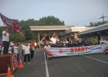 Rayakan HUT ke-51, 3.051 Karyawan PT Tjiwi Kimia Ikuti Jalan Sehat dan Defile Pakaian Adat