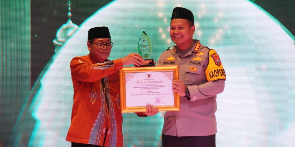 Masjid Al Ikhlas Polresta Sidoarjo Raih Juara Tiga dalam Penganugerahan Masjid Award
