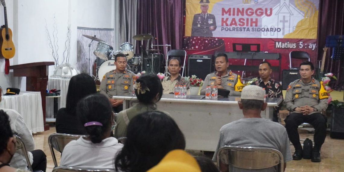 Polresta Sidoarjo Gelar Minggu Kasih di GPPS Watugolong Krian