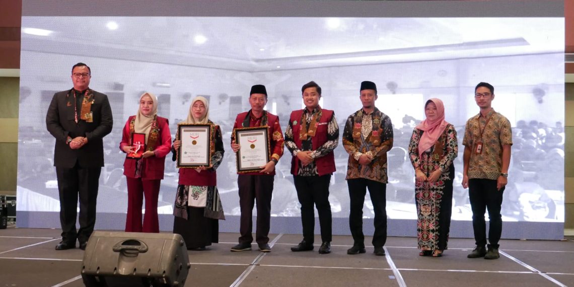 Dikbud Pemkab Sidoarjo Pecahkan Rekor MURI Literasi Digital