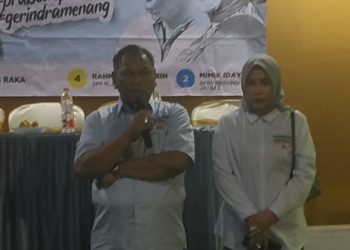 Rahmat Muhajirin dan Hj Mimik Idayana Pompa Semangat Korcam, Kordes dan Kor TPS Kecamatan Sedati
