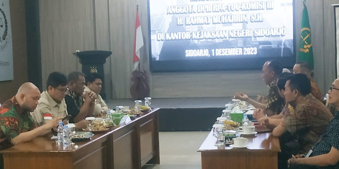 Kundapil Ke Kejari Sidoarjo, Rahmat Muhajirin Minta Pengawasan Dana Desa dan Gakkumdu Jaga Kenetralan ASN