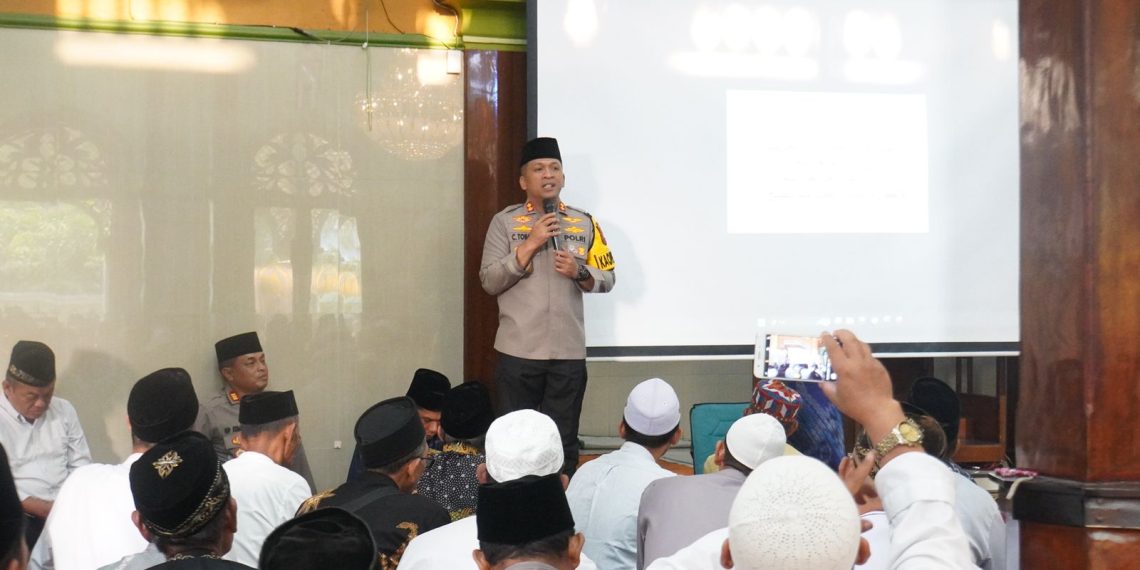 Kapolresta Sidoarjo dengan Tokoh MUI Sidoarjo, Bahas Pemilu Damai