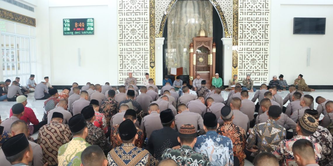 Polresta Sidoarjo Bina Rohani dengan Mengaji