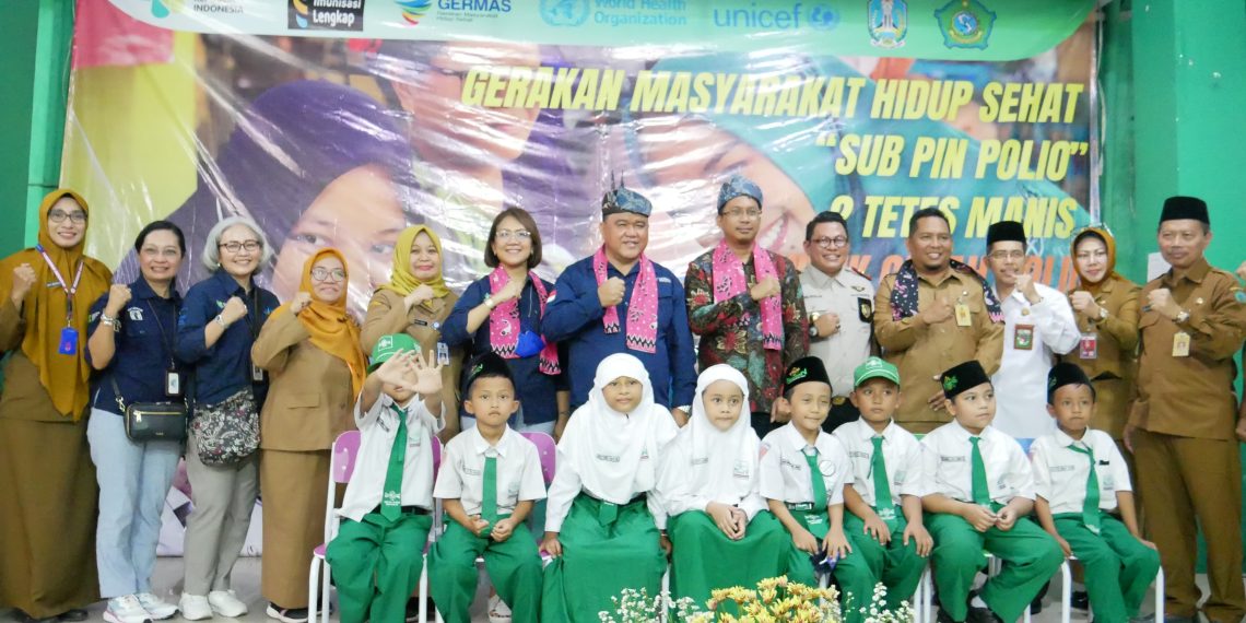 Cegah Penyebaran Polio, Bupati Gus Muhdlor Gencarkan Sub-PIN Polio